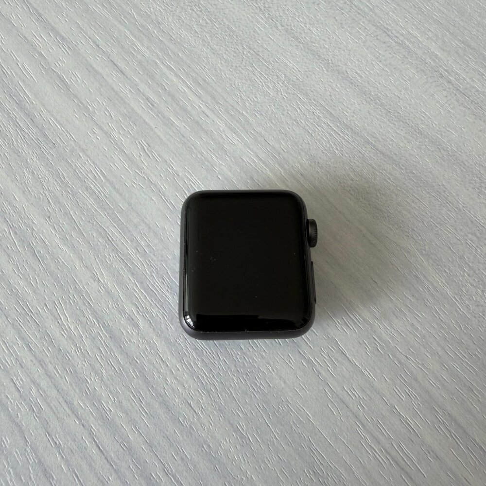 Apple Watch Series 3, 38 mm Aluminum Case, Composite Black